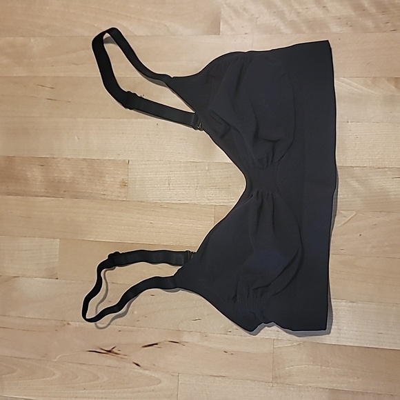 SKIMS Seamless Sculpt Bralette Onyx Size Small/Medium - Picture 3 of 6